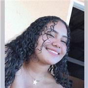 Me defino como una persona capaz, eficaz, inteligente y con ganas de enseñar a niños a ser buenos alumnos, y a superarse día a día